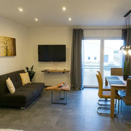 Wohnung 2 im Kirschblütenhof Ingelheim am Rhein Exterior foto